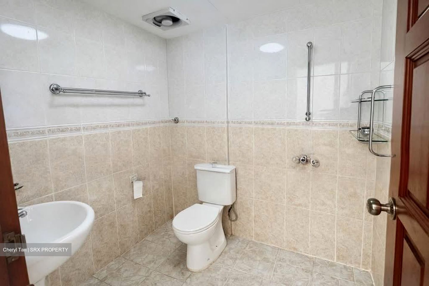 Cambridge Road (D8), Terrace #534543311